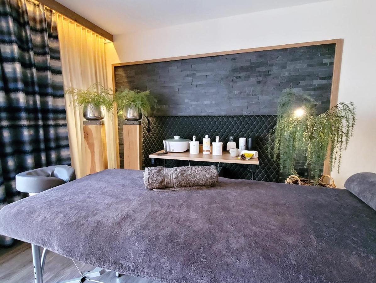 Fuenfseen Art & Galerie Hotel Lenz Plauer See المظهر الخارجي الصورة